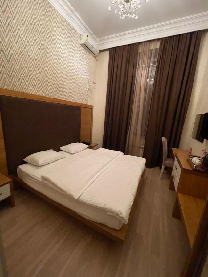 Solo Hotel On Nizami Street Baku Bagian luar foto