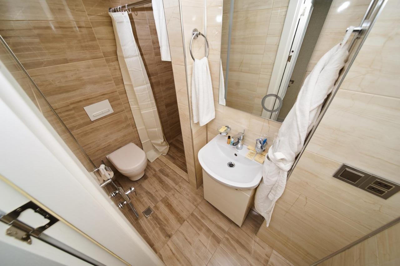 Solo Hotel On Nizami Street Baku Bagian luar foto